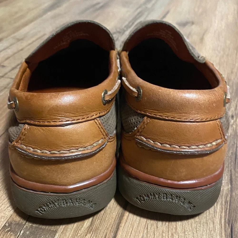 Tommy Bahama Mens 8M DK Olive Perforated Leather Boat Shoes Loafers Moccasins‎